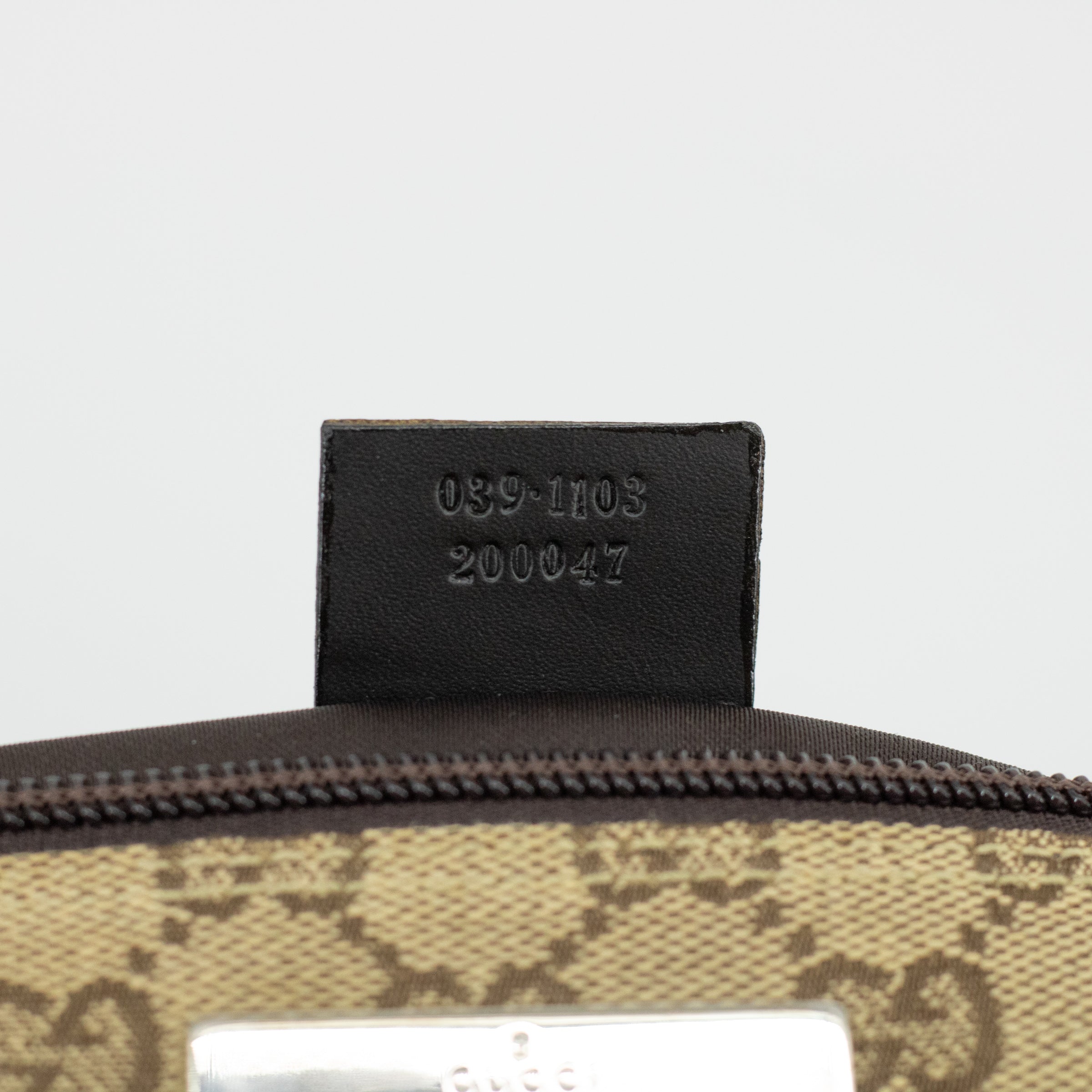 Gucci GG Canvas Boat Pochette Brown 