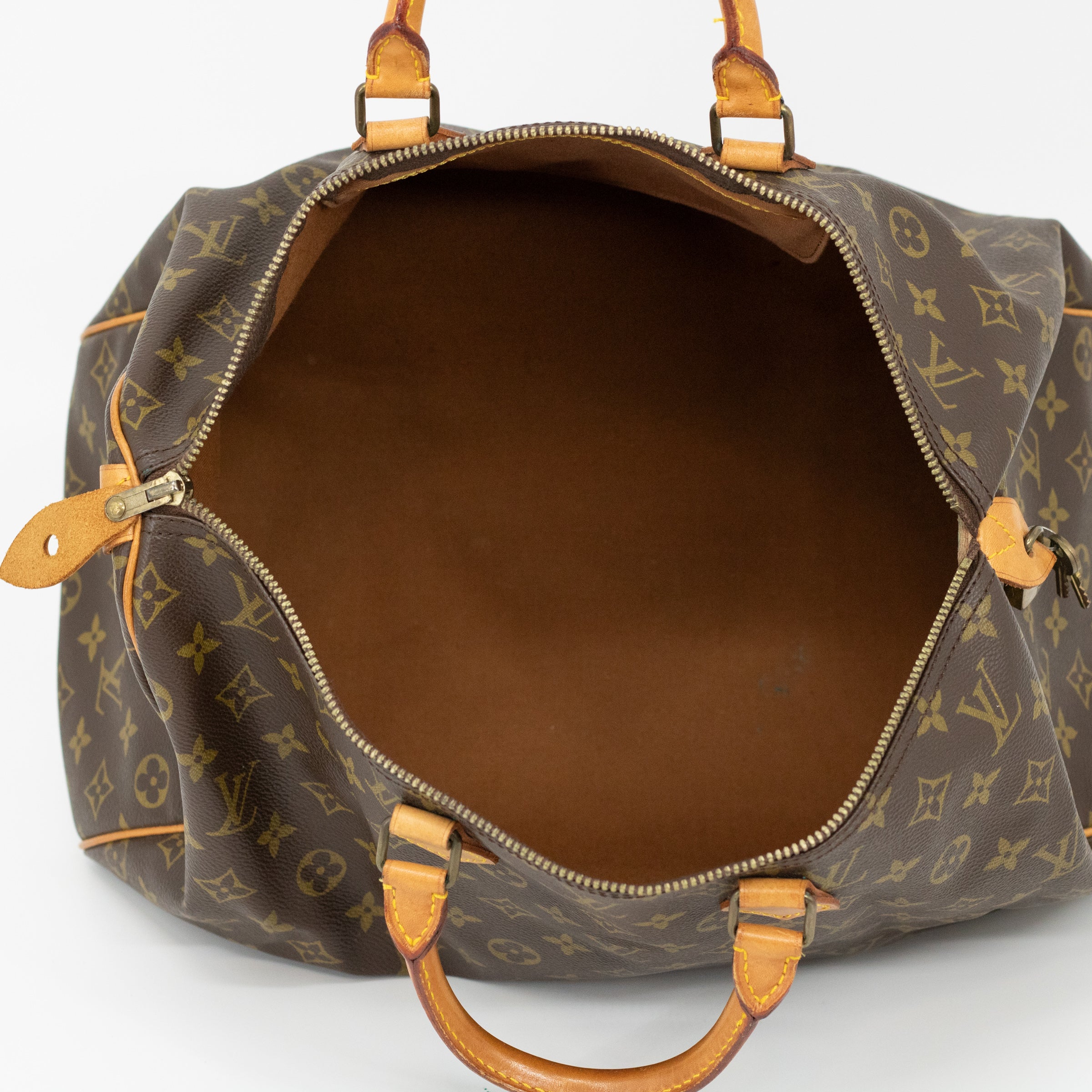 Louis Vuitton Monogram Canvas Speedy 40 