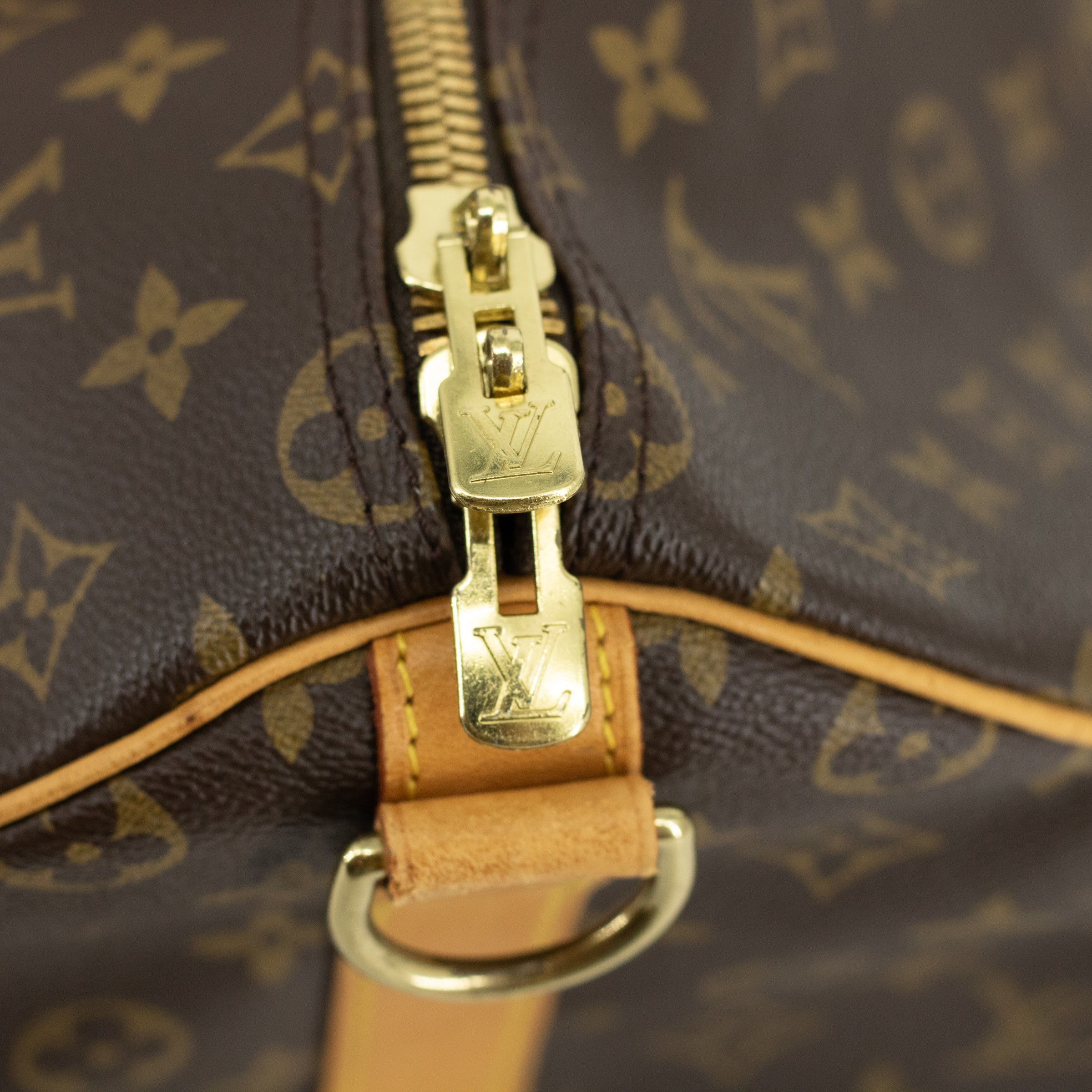 Louis Vuitton Monogram Keepall Bandouliere 50 Canvas Travel Bag