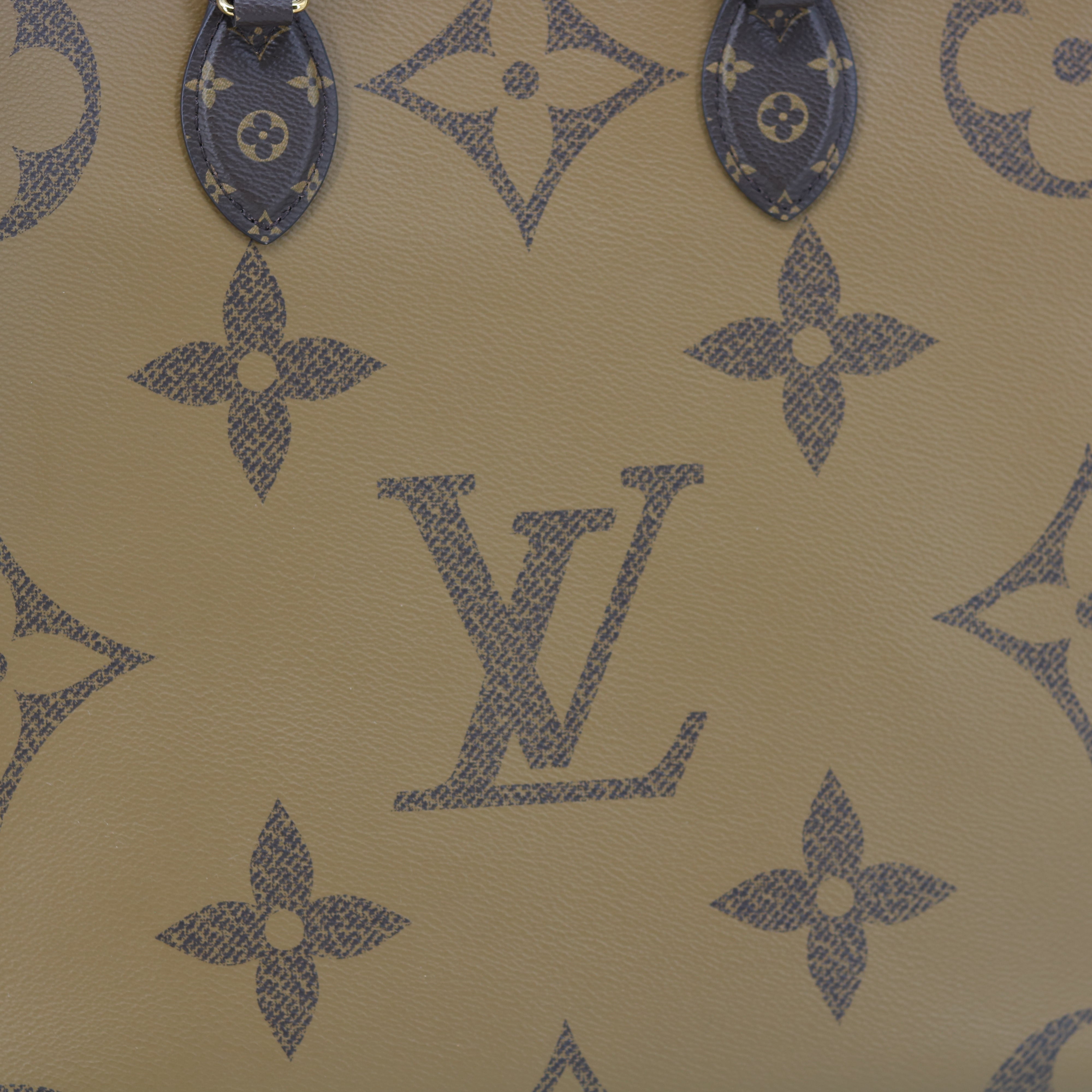 Louis Vuitton Monogram Giant GM OnTheGo Tote Bag