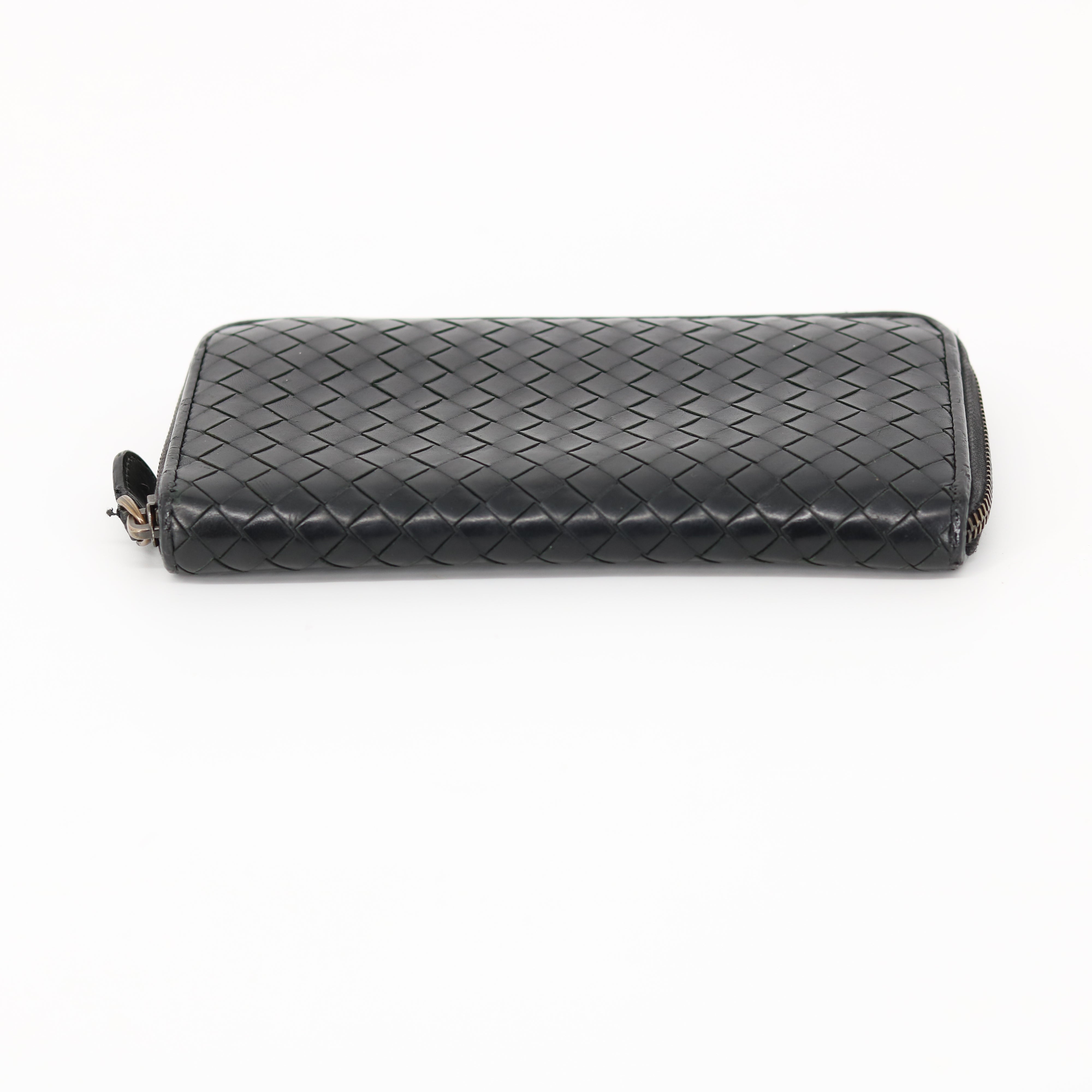 Bottega Black Intrecciato Weave Wallet