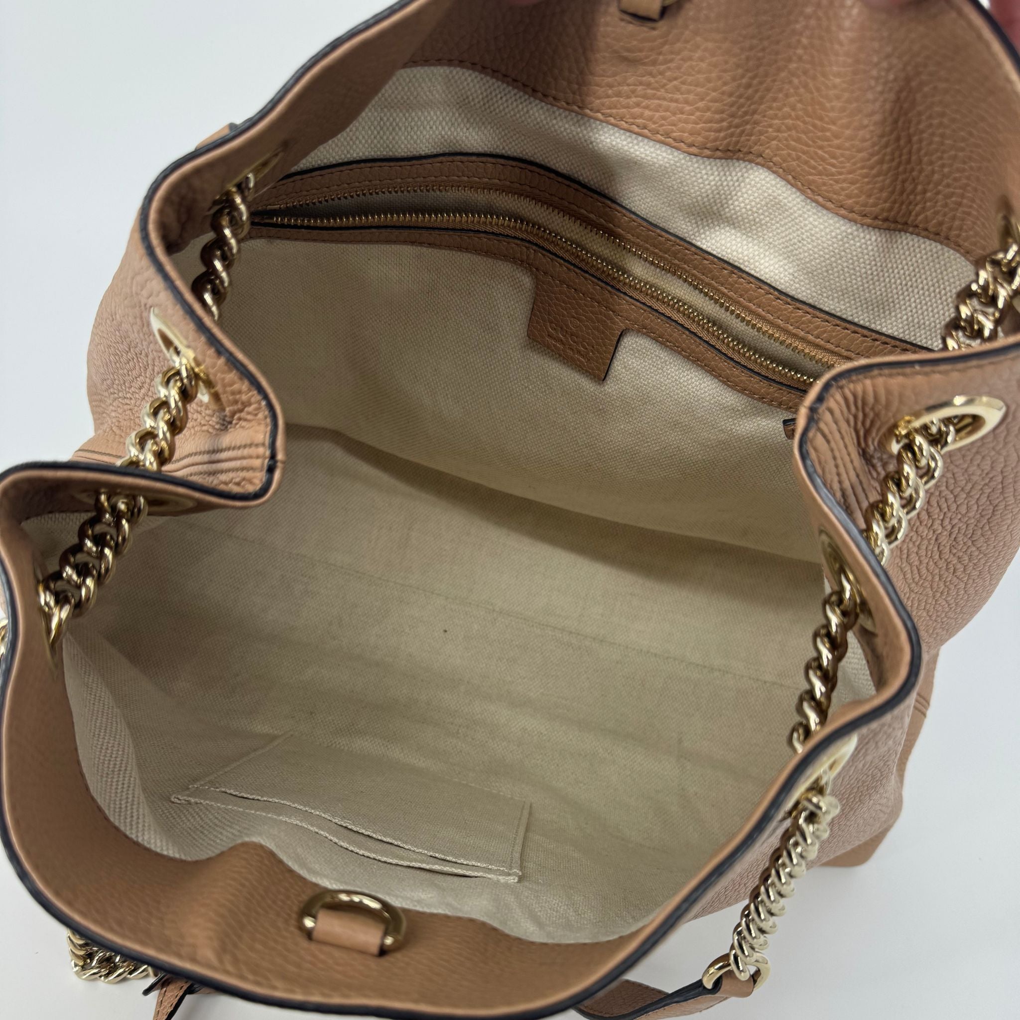 Gucci Camel Soho Pebbled Leather Chain Bag