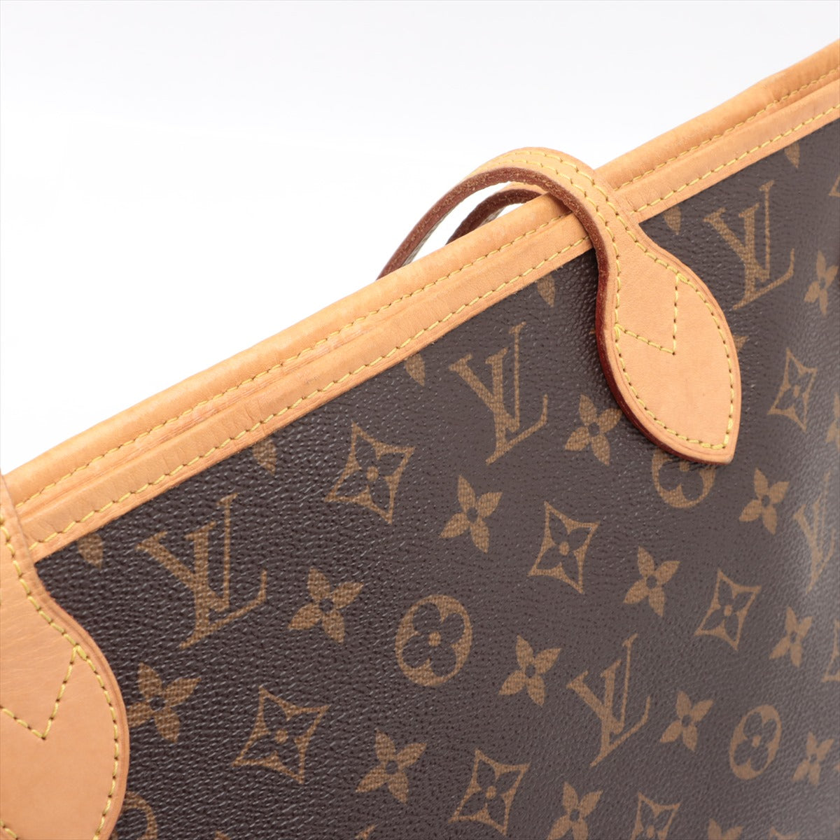 Louis Vuitton Monogram Canvas Neverfull MM w/ Red Interior