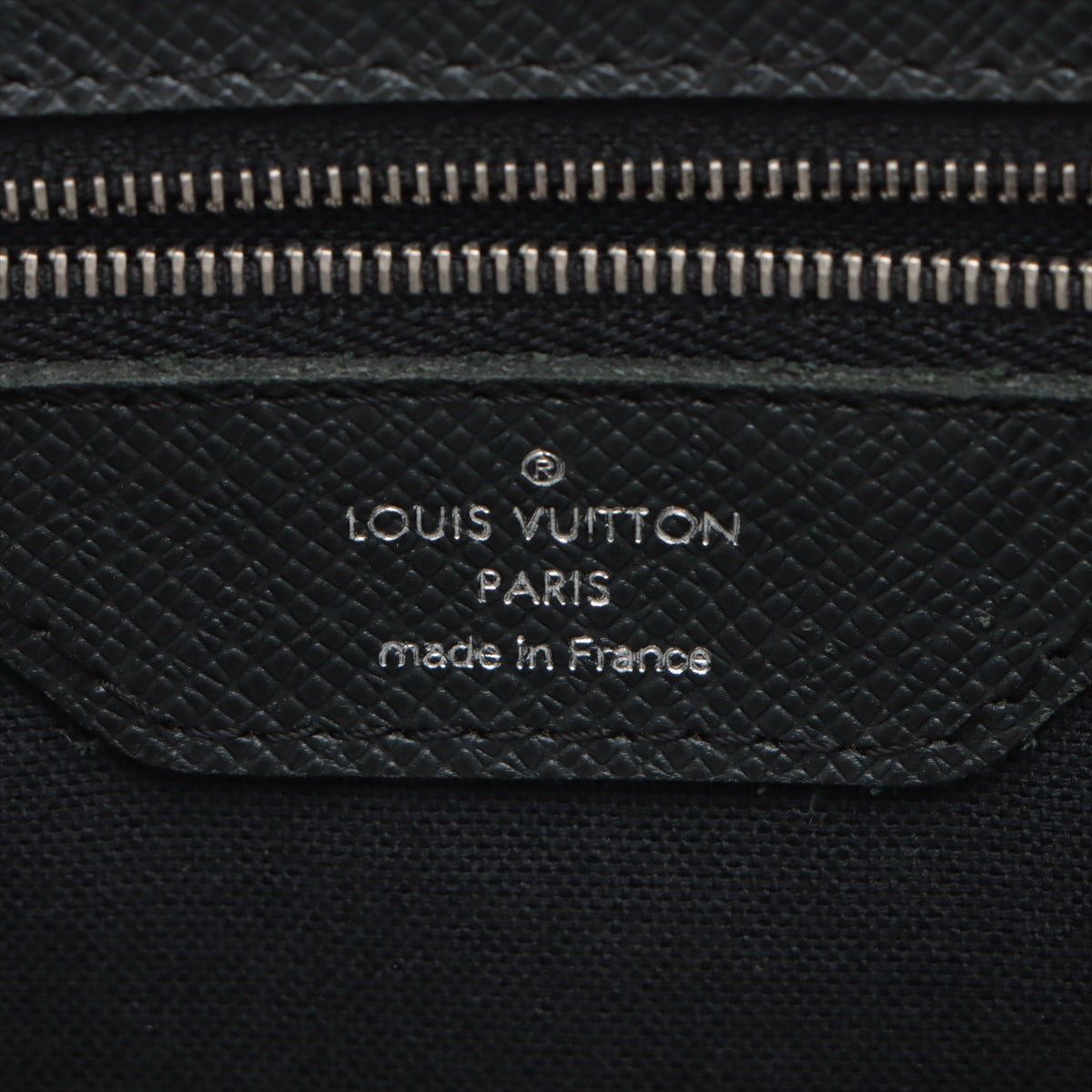 Louis Vuitton Taiga Igor Business Breifcase SP3067 